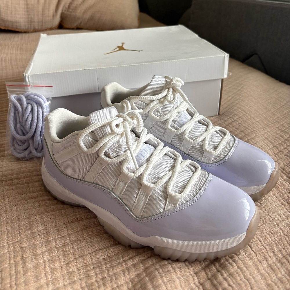Jordan Retro 11 Low - White and Purple